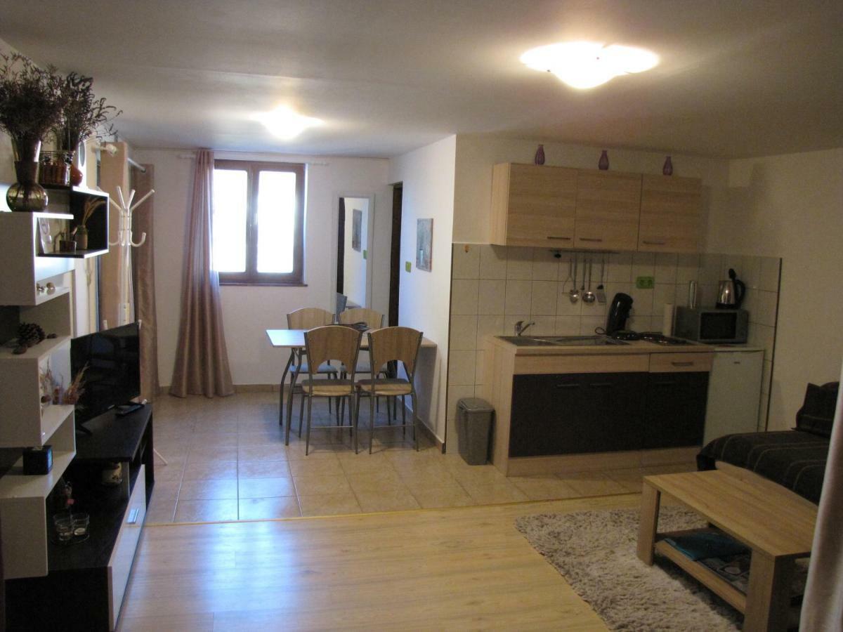 Apartmán Terra Rossa Loborika Exteriér fotografie